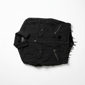 Veste en jean noire Y2K sur mesure pour homme, poids lourd, lavage vintage, effet usé sur le bas, broderie 3D, fermeture à bouton unique sur le devant - Product Image 5