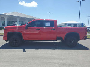 Producto original usado: Chevrolet Silverado 3500 HD LTZ 2024, tracción en las cuatro ruedas, cabina doble, usado. - Product Image 3