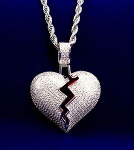 Micro Pave CZ Diamant Coeur Brisé Pendentif Glacé Style Hip Hop Classique Alliage Bijoux De Mode Cadeau pour Lui/Elle - Product Image 1
