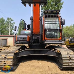 รถขุดล้อยาง Doosan DX225LC-9C นำเข้า มือสอง ราคาถูก ชั่วโมงการทำงานต่ำ น้ำหนักใช้งาน 25 ตัน มอเตอร์ ปั๊ม คอร์ - Product Image 6
