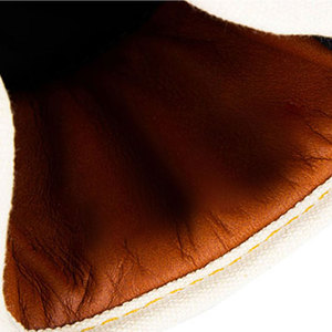 Gants de boxe pour des performances et une durabilité fiables, avec un intérieur doux et un ajustement sûr pour la main - Product Image 4