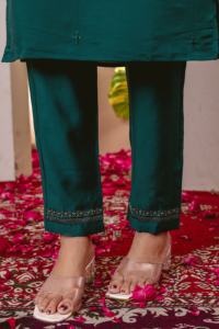 Lujo sostenido en moda étnica Exclusivo elegante recto Kurti Pant Dupatta Set para B2B Atelier & Boutique Retail - Product Image 6