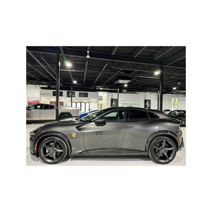 Ferrari GTC4Lusso avec configuration quatre places et transmission intégrale. - Product Image 4