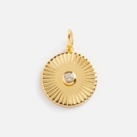 Pendentif disque texturé cristal Quartz pierre précieuse argent Sterling plaqué or finition rayonnante Sunburst Design bijoux de guérison clairs