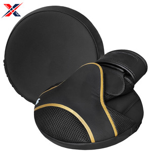 Améliorez vos compétences de boxe avec la technique de protection de haut niveau avec le bouclier de frappe de boxe en cuir pour adulte unisexe - Product Image 2