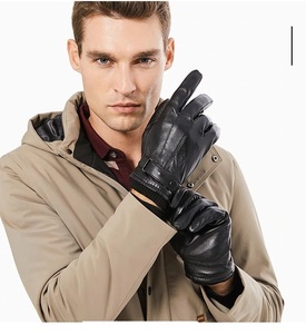 Guantes de piel de cordero con logotipo personalizado para hombre, guantes negros de cuero de gran tamaño, MOQ bajo, guantes de conducción con pantalla táctil de invierno para ciclismo informal diario - Product Image 6