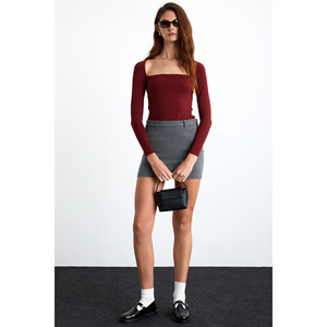 Blusa de doble capa con cuello cuadrado profundo de viscosa y licra para mujer de Ethiquet <span class=keywords><strong>Hillary</strong></span> - Product Image 5