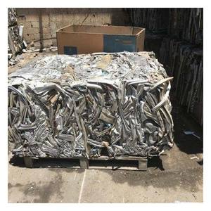 Déchets d'aluminium 6063 de qualité extrusion de qualité supérieure pour la réutilisation dans la fabrication et la fusion d'alliages offerts en grandes quantités à l'exportation - Product Image 5