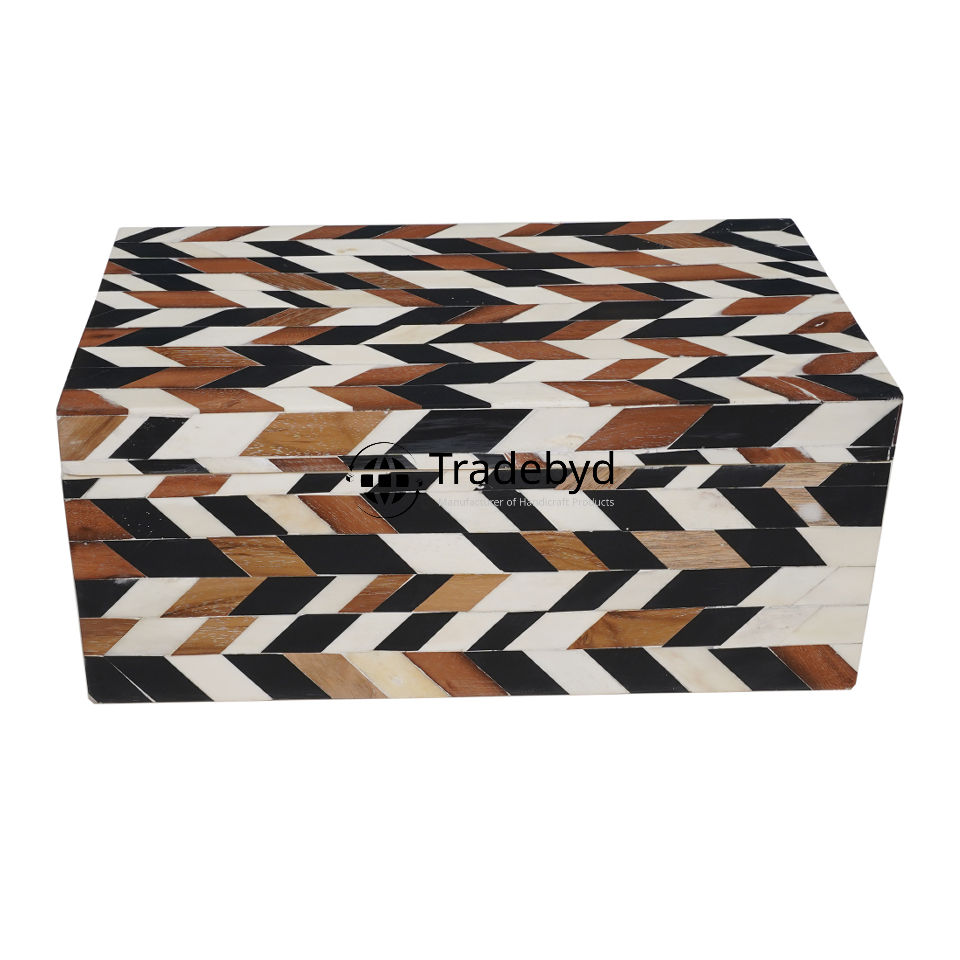 Available in different Colors