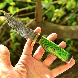 Cuchillo de caza de acero de Damasco hecho a mano personalizado Bushcraft Skinner cuchillo con funda soporte OEM cuchillo de hoja fija de grado Industrial - Product Image 4