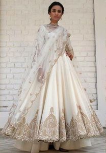Superbe robe de soirée brodée de ZARDOZI sur ANARKALI, avec pantalon, tenue de soirée = TRENDY---INDIAN, 2023 - Product Image 2