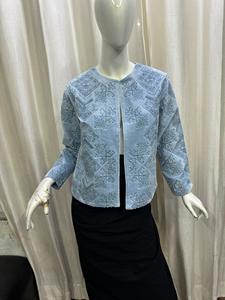 Chaquetas de Invierno para Mujer de Talla Única, Terciopelo de Algodón Puro Indio, Bordado Floral Hecho a Mano, Botones Decorados para la Temporada de Otoño - Product Image 4