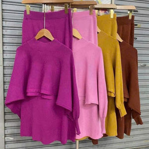 Hot Autumn Croptop Girl Juego de 2 piezas para mujeres Precio de fábrica Embalaje personalizado Natural ODM Lavable Embalaje personalizado Largo - Product Image 4