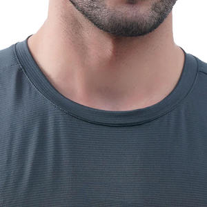 Top Trending Plus Size Men's Tank Tops Algodón Poliéster Mezcla Premium O-cuello Sin mangas Transpirable Gym Wear Chaleco en la mejor oferta - Product Image 5