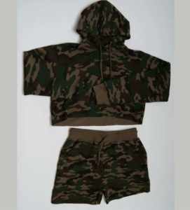 Sudadera con capucha y pantalones cortos de camuflaje para salón para mujer, conjunto de 2 piezas, ropa deportiva para mujer, chándal de algodón para correr, conjuntos cortos - Product Image 1