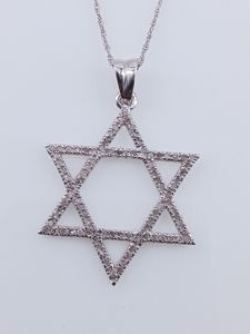 Collier pendentif en diamant blanc rond naturel de 1.18 ct Design d'étoile à la mode en argent sterling 925 avec chaîne à maillons - Product Image 4