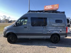 Buena Oferta para Autocaravana Entegra Coach Launch 19 Y 2025 - Product Image 3