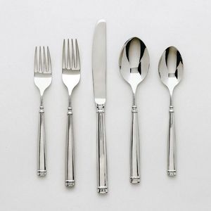 Ensemble de couverts en acier inoxydable de qualité restaurant, offrant une qualité de performance élevée, adapté aux repas professionnels - Product Image 6