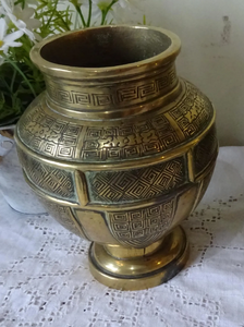 Jardinières et pots en laiton indien à usages multiples pour la décoration de la maison et des mariages, jardinières en métal, décoration de plantes vertes - Product Image 3