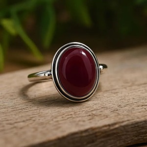 Bague rubis ovale de meilleure qualité, fabriquée à la main, magnifique bijou en pierres précieuses pour renforcer la confiance ou la passion, disponible à bon prix - Product Image 2