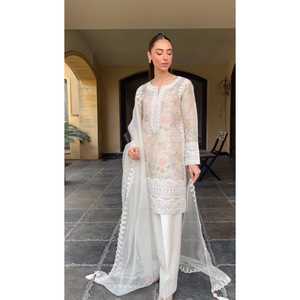 Presentamos una nueva colección de diseñadores en Top de seda de organza y fondo de crepé natural y conjunto Dupatta completamente cosido listo para usar - Product Image 1