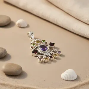 Pendentif en argent 925 avec pierres précieuses multiples pour femmes, à porter au quotidien, bijoux religieux avec placage rhodium, pendentifs en or blanc - Product Image 3