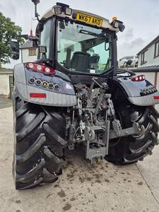 2017 TRACTOR FENDT 724 VARIO - Product Image 4