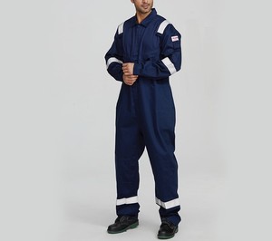 โลโก้ที่กําหนดเอง OEM ผ้าฝ้าย 100% ป้องกันไฟฟ้า coverall ความปลอดภัยวิศวกรรมเครื่องกลเครื่องแบบช่างเชื่อมน้ํามันและสนาม coverall - Product Image 5