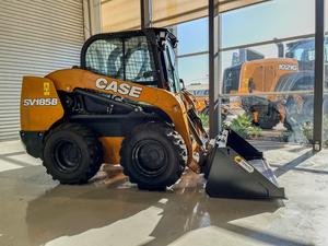 Chargeuse compacte sur pneus CASE SV185B, 90 CV, diesel, machine de construction robuste, boîte de vitesses, pompe, moteur - Product Image 2