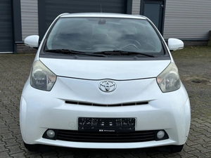 Compre ahora Toyota IQ 1,0 VVT-i 2 3dr Multidrive High Standard Cars - Product Image 4