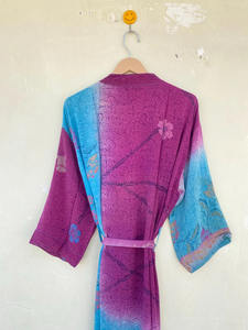 Kimono en soie vintage fait main Robe en soie crêpe cadeaux pour femmes - Product Image 5