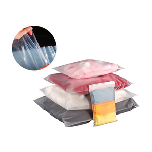 Gran Oferta personalizada RCS CTIC Grs40 Paquete de piel bolsa Ziplock con cremallera de sellado térmico para embalaje y envío de prendas en Vietnam - Product Image 1