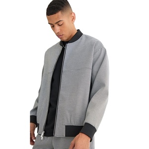 Vestes pour hommes à col montant et capuche, fermeture éclair intégrale, tendance, personnalisables, vente en gros, collection Hiver 2026 - Product Image 4