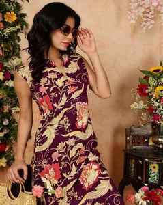 Custom Made Sleeveless Long Kurti <b>Womens</b> Round Neck Ethnic Wear Soft Fabric & Trendy Design Indian Wholesale Manufacturer - Product Image 3