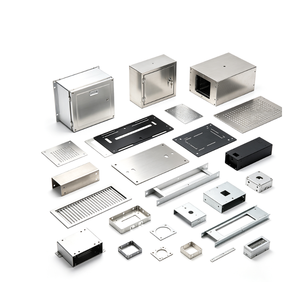 Grille de ventilation en acier inoxydable sur mesure, fabriquée en tôle métallique avec revêtement en poudre - Product Image 1