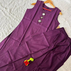 Premium look light <b>weight</b> beautiful cotton kurti <b>set</b> perfect <b>for</b> office and collage girls - Product Image 1