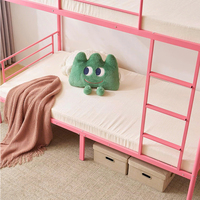 Lit superposé moderne en métal rose vibrant pour enfants, sûr et durable, gain de place pour appartement, chambre, villa