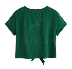 Camiseta recortada elegante para mujer Loose Fit O-cuello Logotipo personalizable Hecho en Pakistán Decoración de botones de invierno - Product Image 2