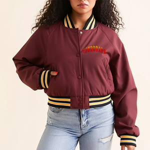 Chaqueta Universitaria Corta de Talla Grande, Resistente al Viento, con Parches de Chenilla Personalizados, Logotipo, Estilo Urbano, con Botones - Product Image 4