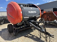 Presse à balles Kubota BV4160 de qualité supérieure avec boîte de vitesses et moteur puissant pour une utilisation agricole de haute sécurité