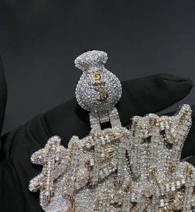 Pendentif Hip Hop personnalisé avec lettre et nom fabriqué en argent sterling 925 et clouté de diamants de laboratoire ronds et baguettes - Product Image 3