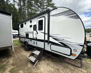 มีรถบ้านมือสอง ปี 2024 ยี่ห้อ Jayco รุ่น Jayco Feather Micro 199MBS RV Camper พร้อมจำหน่าย - Product Image 4