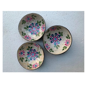 Bol en coquille de noix de coco pour les amoureux de la bio ajoute une élégance faite à la main aux repas de tous les jours ou aux arrangements de cadeaux - Product Image 4