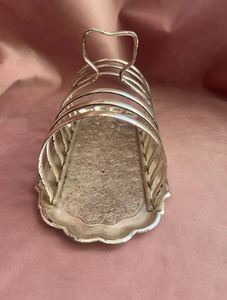 Belle tranche de pain grillé vintage support pour petit-déjeuner morceaux de pain accessoires de cuisine rangement à domicile et organisation porte-pain grillé - Product Image 3