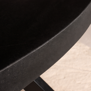 Table à manger ovale en bois massif noir |   Meubles de salle à manger modernes |   Tailles et couleurs personnalisées disponibles |   Fait main |   Garantie de 3 ans | - Product Image 5