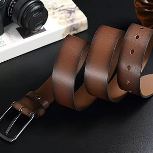 Cinturones de Cuero Vacuno de Alta Calidad Hechos a Medida con Hebilla de Aleación para Hombre, Estilo Casual, Nueva Moda, Venta al por Mayor, de Pakistán - Product Image 6
