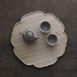 Plateau de service rond en céramique parfait pour les fêtes de festival avec une grande quantité de nourriture et un affichage élégant - Product Image 1