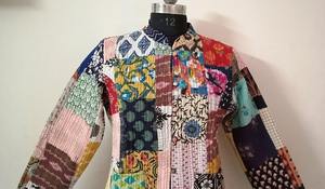 Veste universitaire en coton matelassé fait à la main multi-patchwork Design hiver et fête porter manteau d'hiver cadeau pour elle - Product Image 2