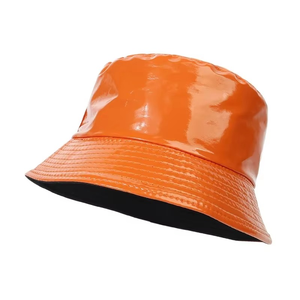 Chapeaux seau en cuir PU Chapeau seau en cuir métallisé doré à la mode Prix de gros Chapeaux seau fabriqués au Pakistan - Product Image 3