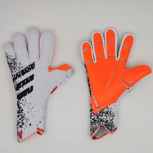 Gants de sport en cuir respirant de qualité professionnelle en gros pour les gardiens de but de football Conception de logo personnalisée - Product Image 4